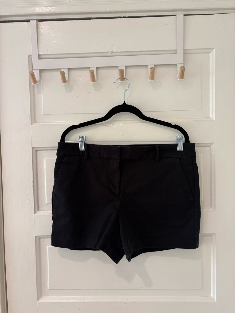 LOFT Black Riviera Shorts